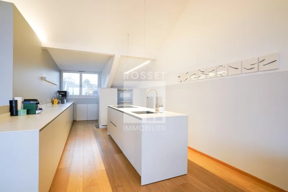 Bello appartamento duplex di 6 locali al 3° piano