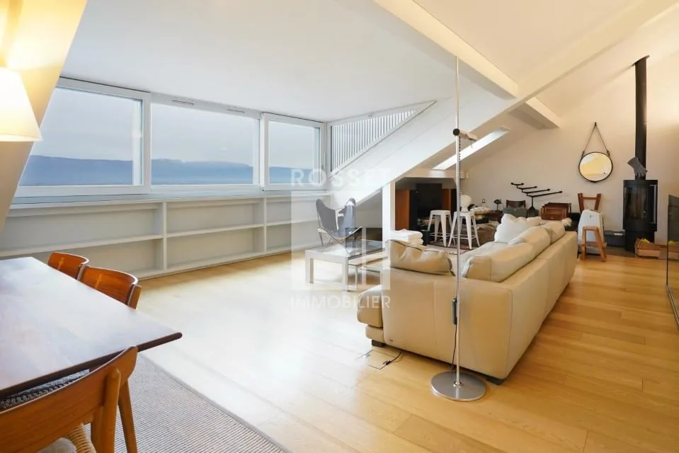 Bello appartamento duplex di 6 locali al 3° piano