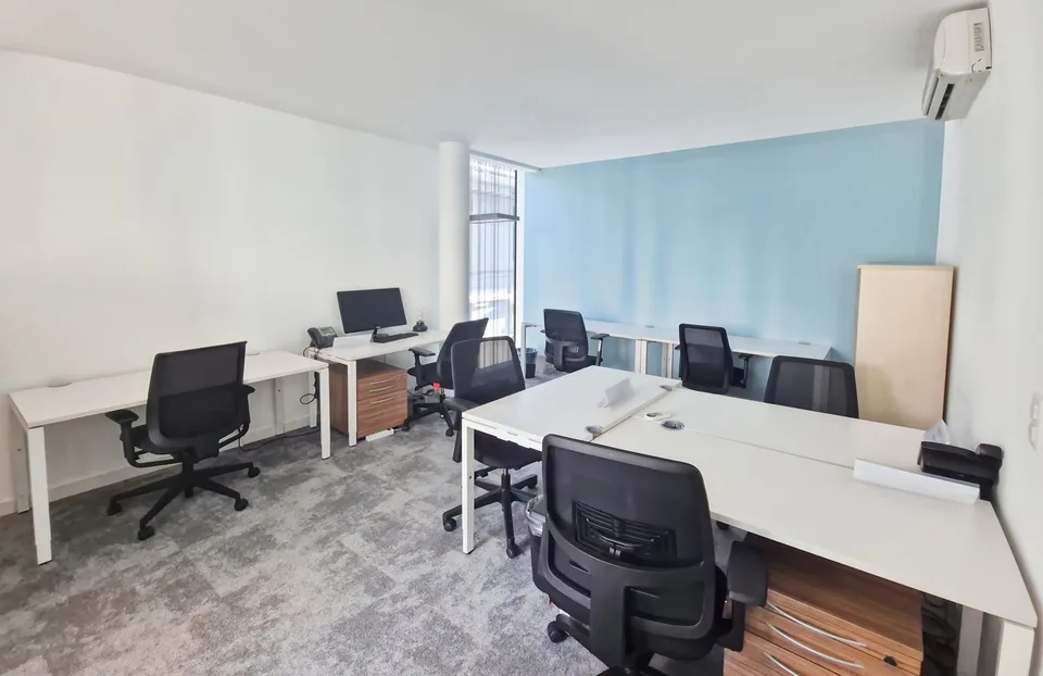Büro für 15 Personen in Regus City Flon