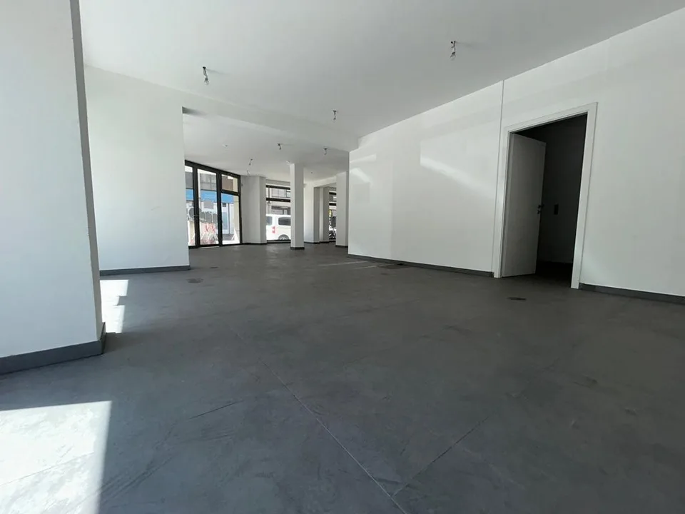 Arcade mit 177 m2 zur Miete