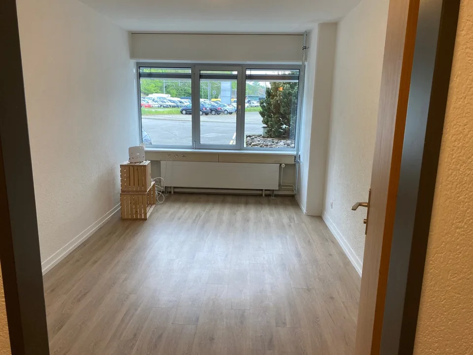 Büro, Praxis, Zimmer zu vermieten