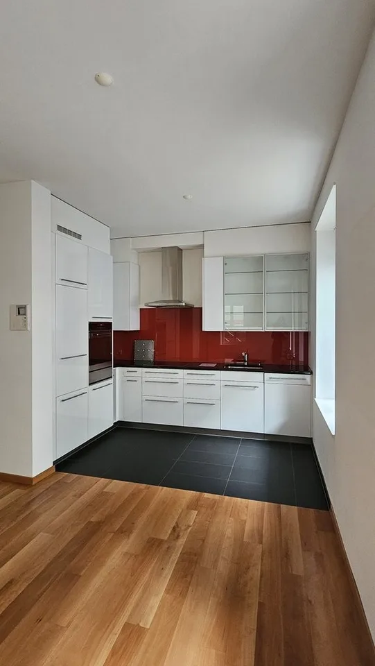 Loft exclusif de 2,5 pièces au cœur de Seefeld