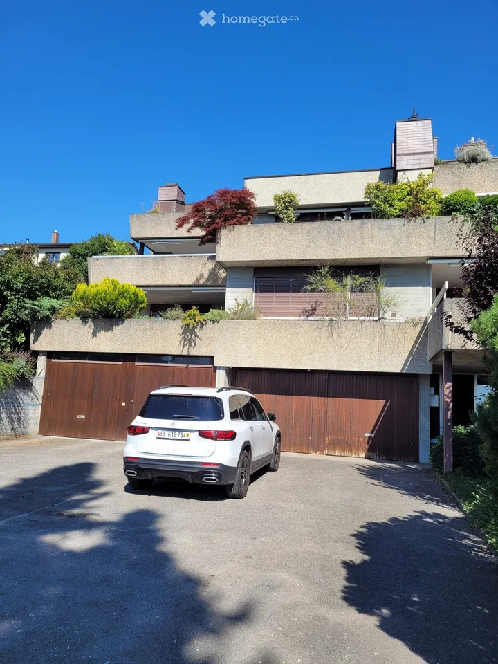 2 1/2 Z. - Terrassenwohnung in Leubringen