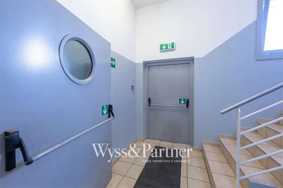Agno - vaste espace commercial