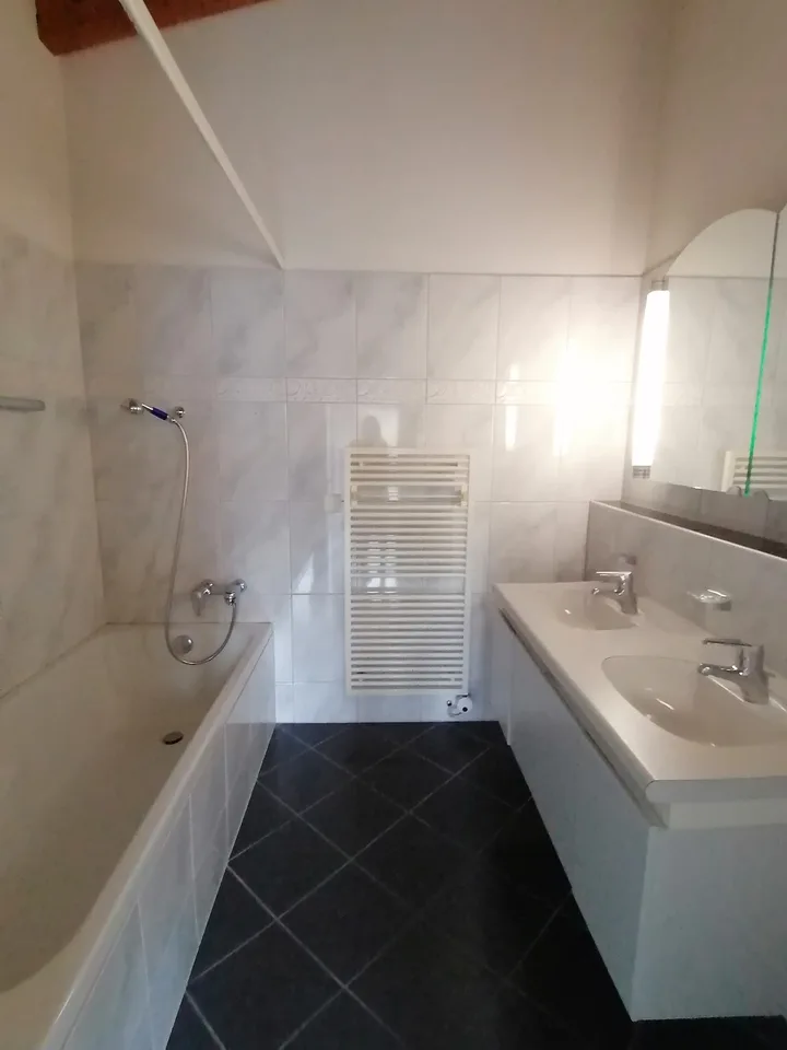 Schöne 4.5-Zimmer-Wohnung an zentraler Lage