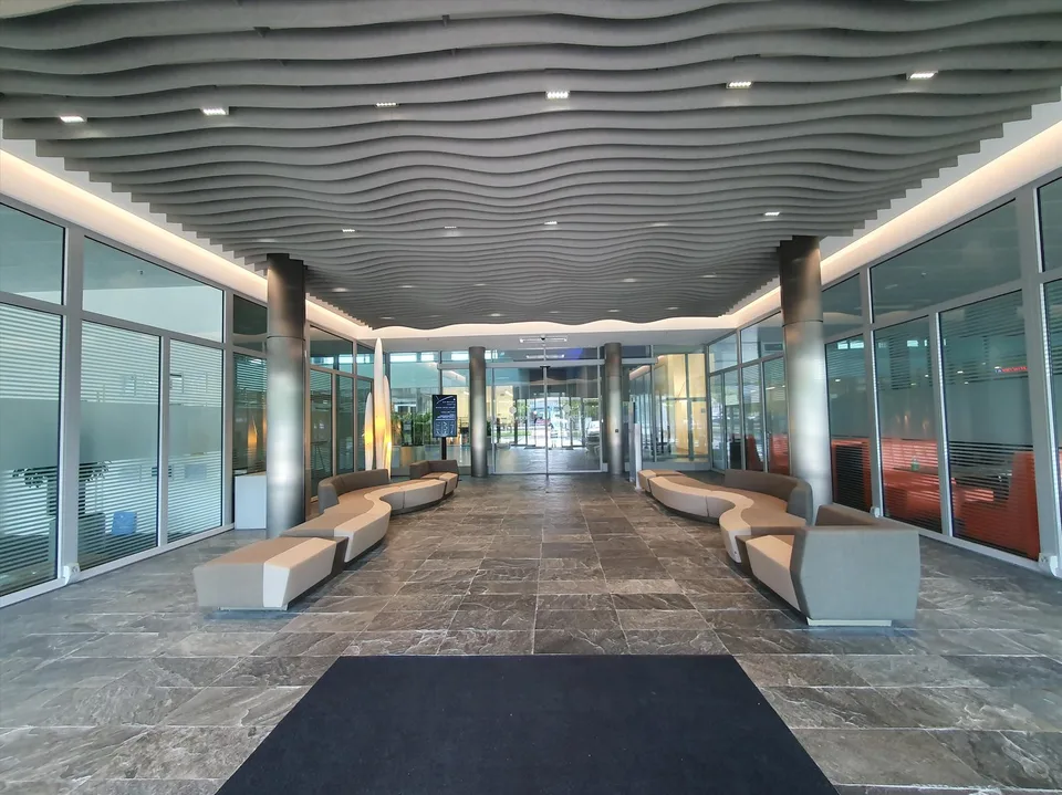 Bureau de 26 m2 avec espaces communs