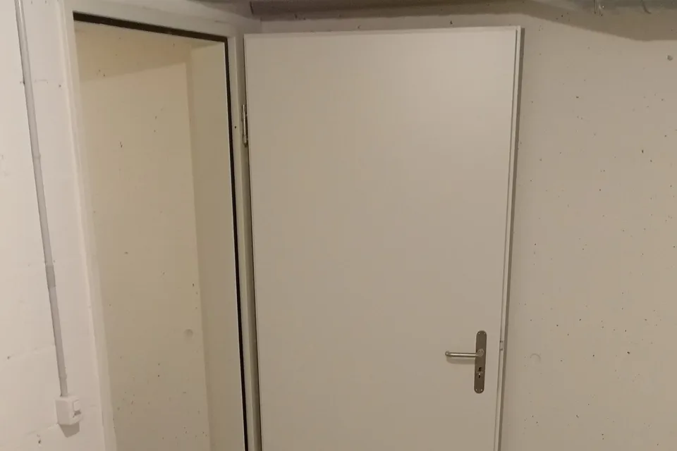 Lagerraum 4.8m2. Unkompliziert, modern & trocken.