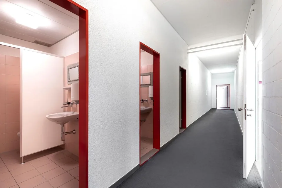 800 m² Gewerbefläche an bester Sichtlage - Laden, Showroom oder Büro – Foto 10 von 10
