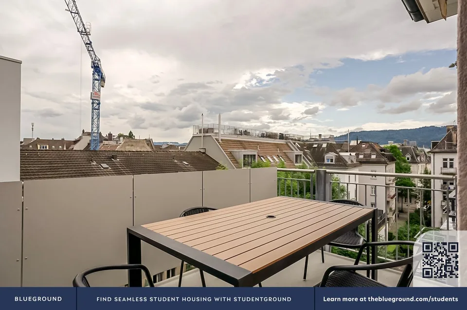 Zentrale 3.5 Zimmerwohnung in Seefeld mit grosser Terrasse