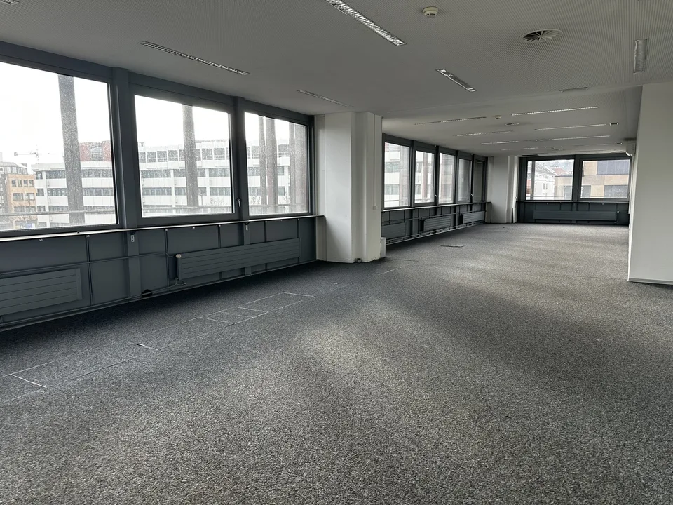 Praktische Büroflächen direkt beim Bahnhof Basel SBB