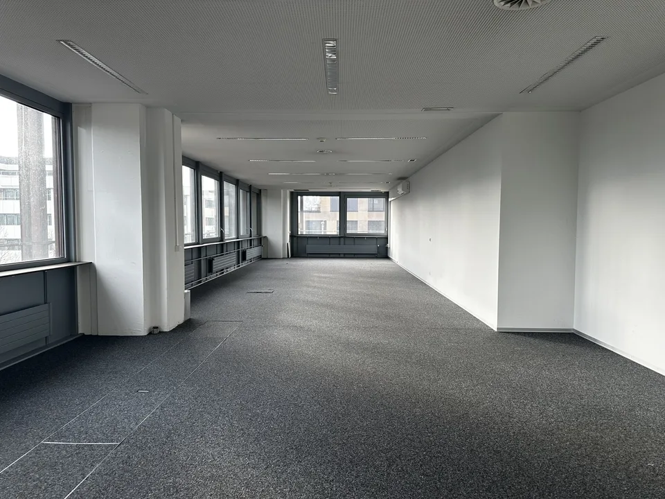 Praktische Büroflächen direkt beim Bahnhof Basel SBB