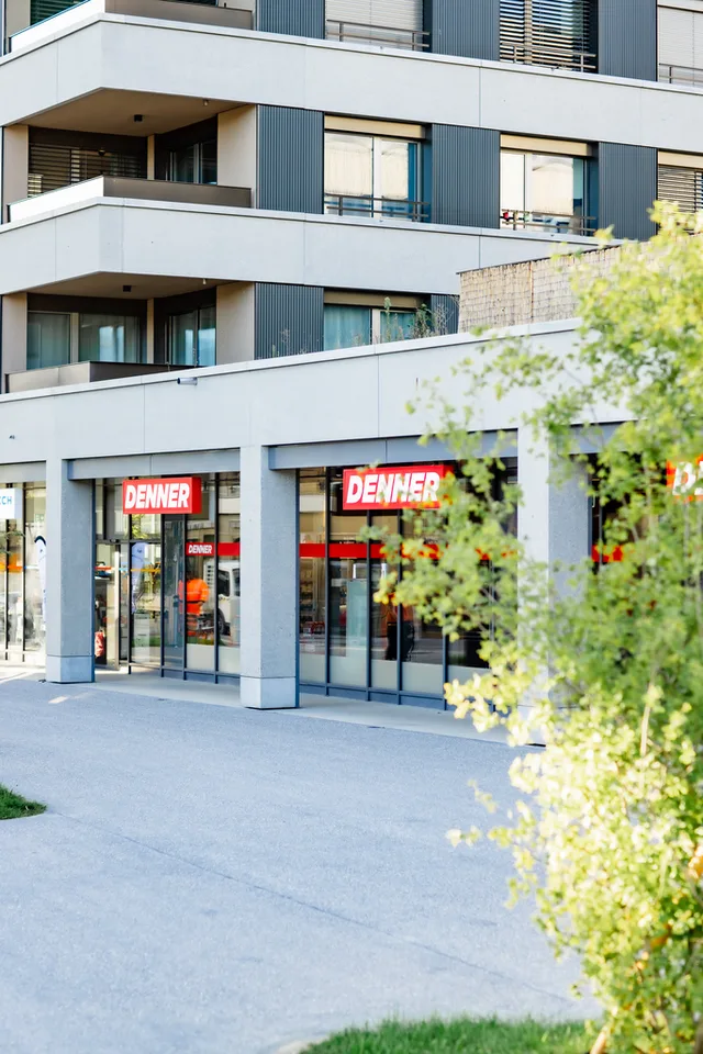 Espaces commerciaux neufs à louer - 50% de loyer pendant 1an! – photo 8 sur 12