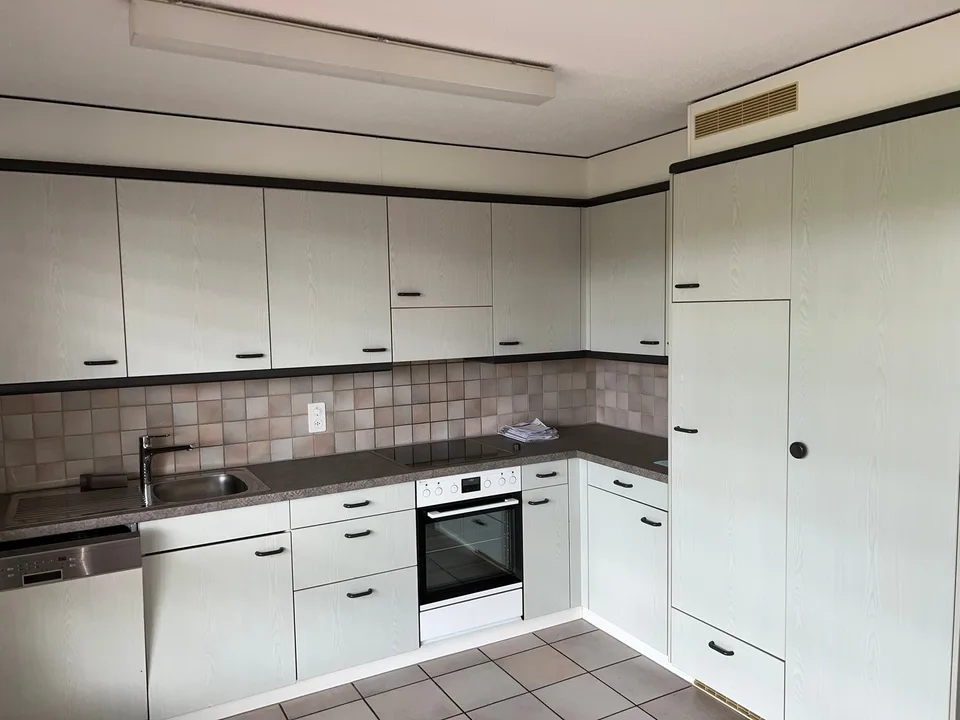 attraktive  3.5 Zimmer-Wohnung