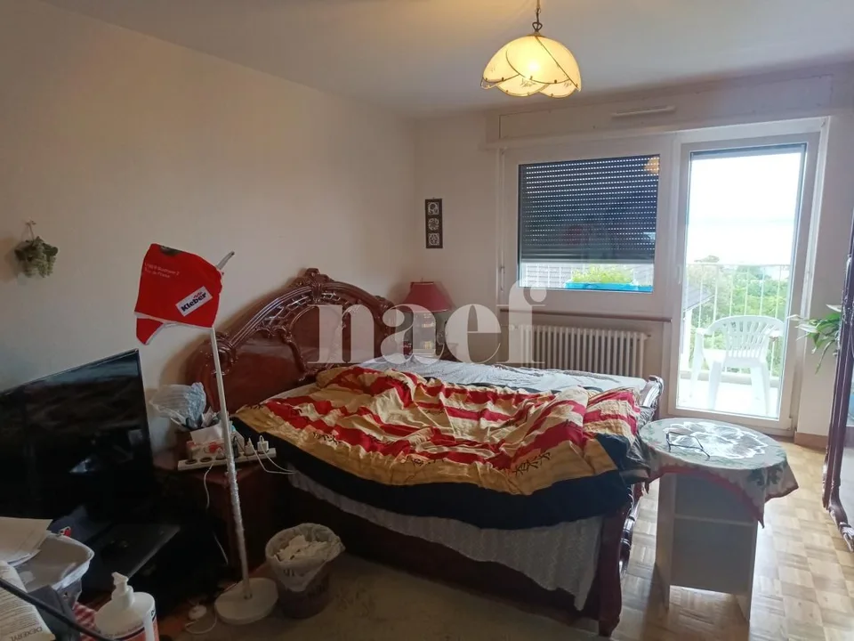 Wohnung mit 2,5 Zimmern im 4. Stock
