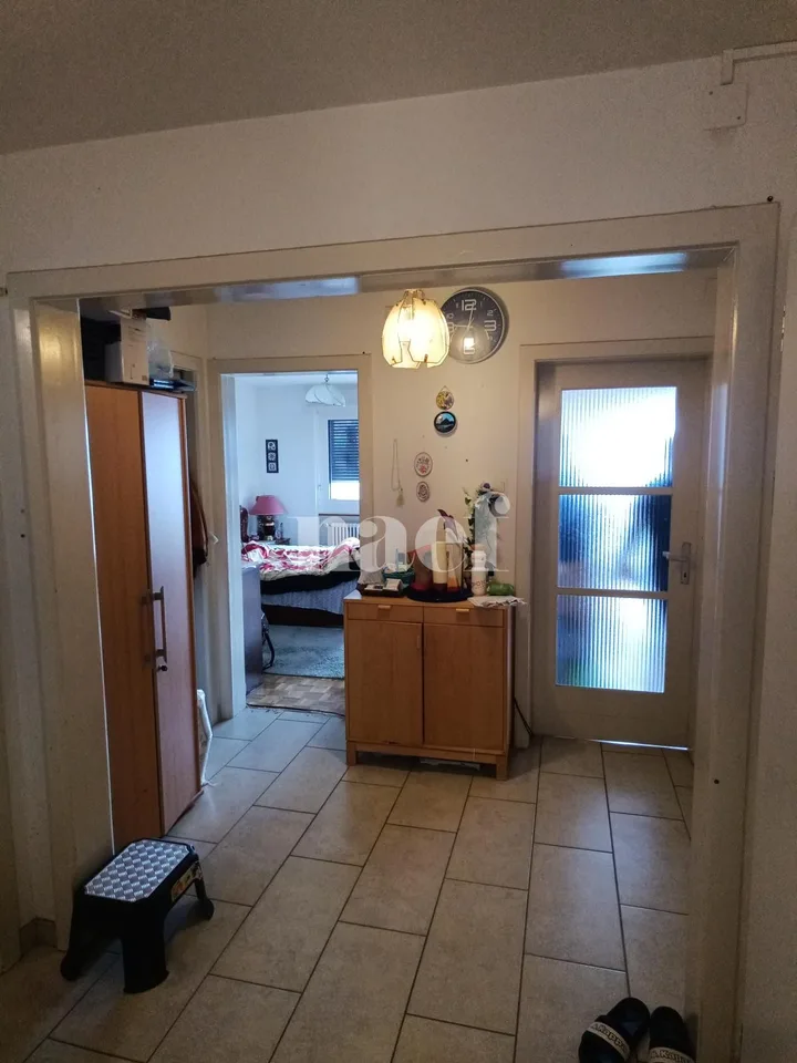 Wohnung mit 2,5 Zimmern im 4. Stock
