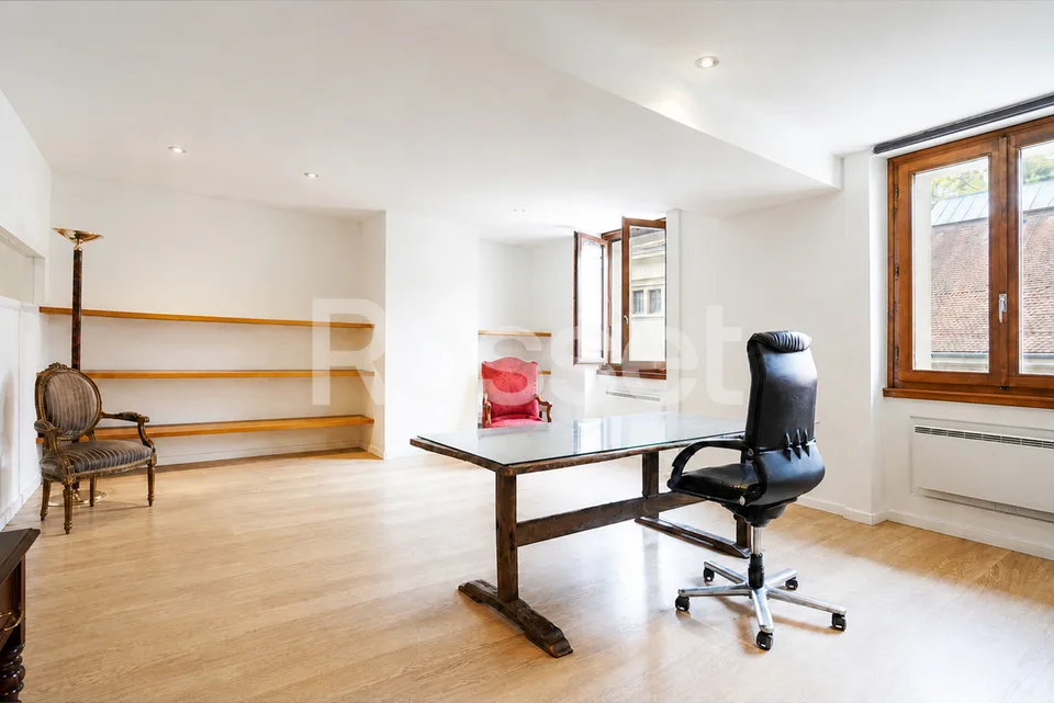 Bureaux d'env. 68 m² au 3ème étage