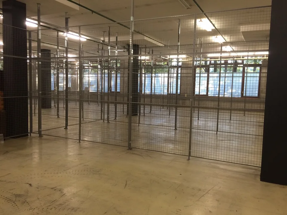Surfaces de stockage accessibles 24 heures