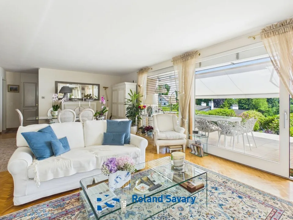 4,5 Zimmer von hohem Standard - Terrasse 99 m² & Seeblick