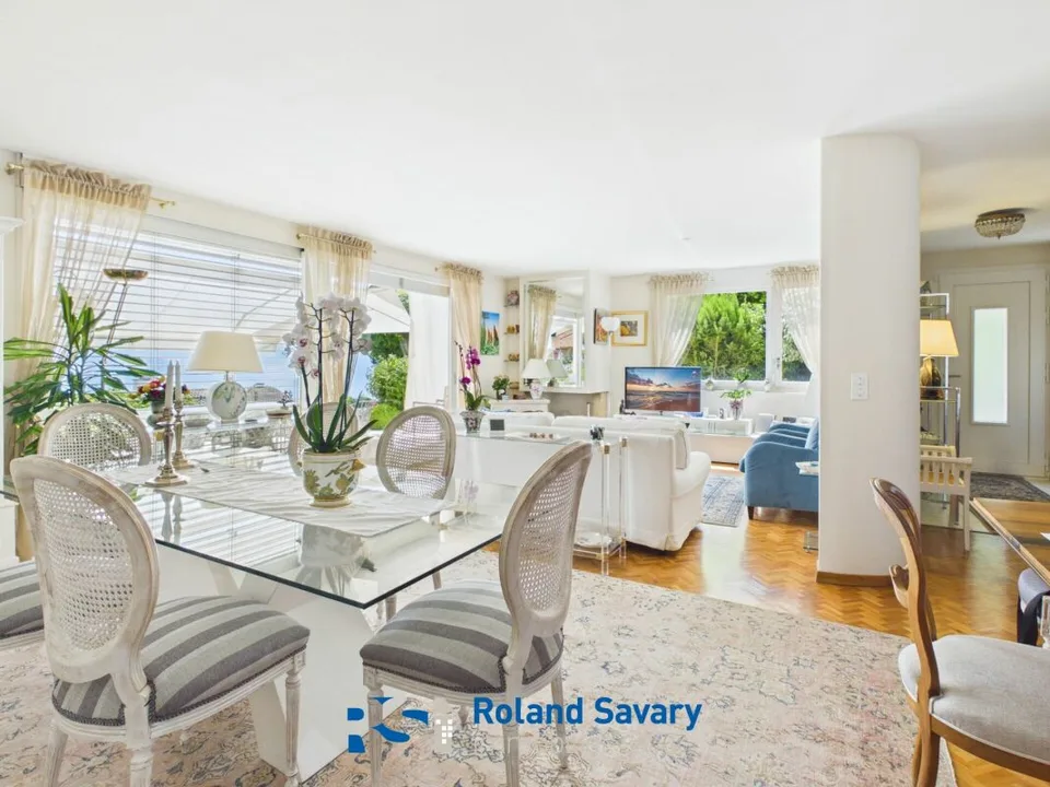 4,5 Zimmer von hohem Standard - Terrasse 99 m² & Seeblick