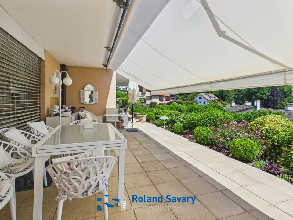 4,5 Zimmer von hohem Standard - Terrasse 99 m² & Seeblick