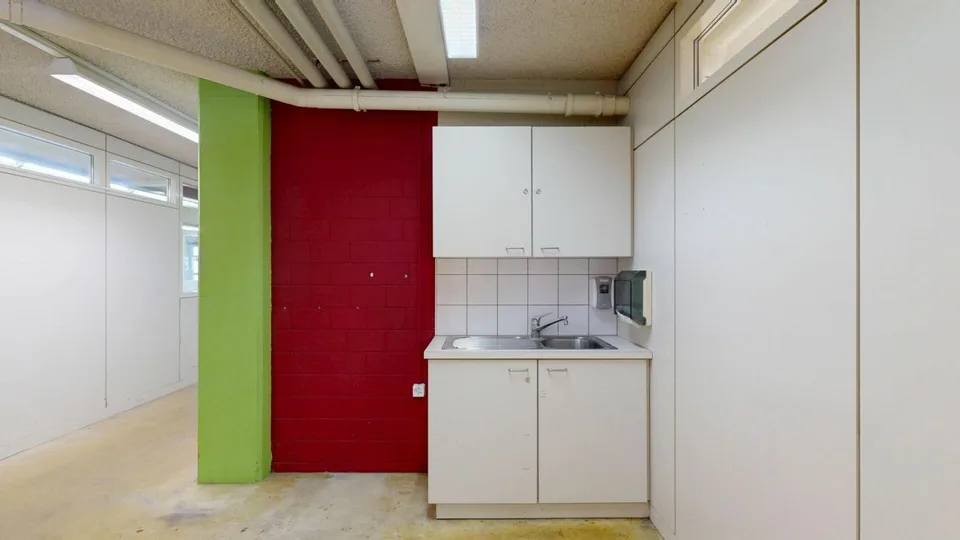 Emplacement idéal : espaces commerciaux ou bureaux parfaits