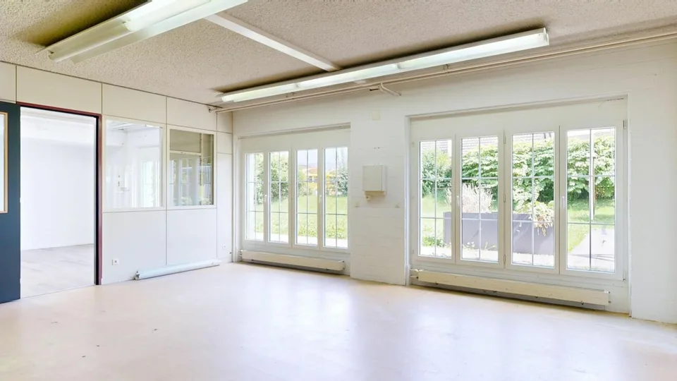 Emplacement idéal : espaces commerciaux ou bureaux parfaits