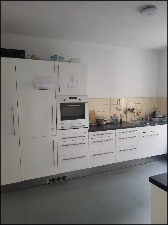 Ab sofort ist ein WG-Zimmer im Zentrum von Uster verfügbar.
