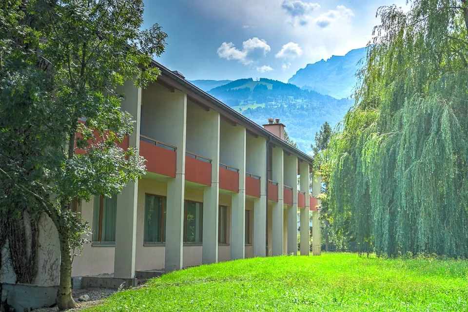 Furnished studio double with balcony in Parkhotel Wangs available immediately
