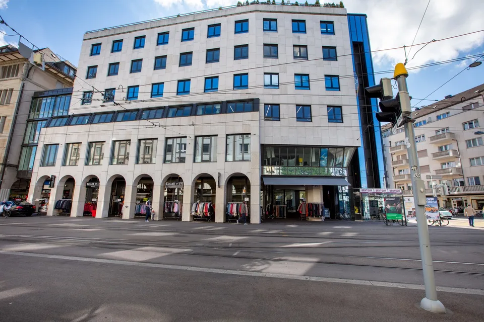 Privater Büroraum für 2 in Regus Stauffacher
