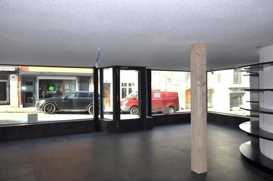 Très beau local commercial neuf de 63 m2 à Porrentruy