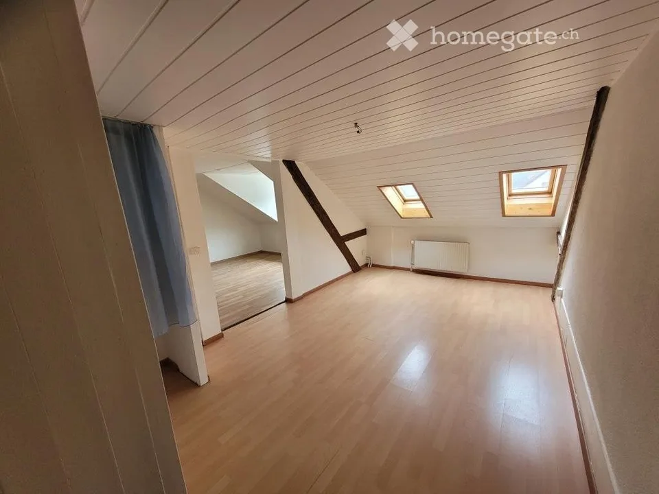 A louer Bel Appartement Mansardé 5,5 pièces. à St-Imier