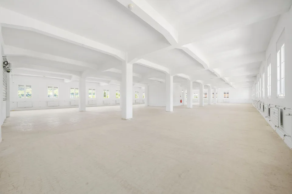 306m² Gewerbe- und Büroflächen, die überzeugen (erweiterbar um 518m² ) – Foto 8 von 12