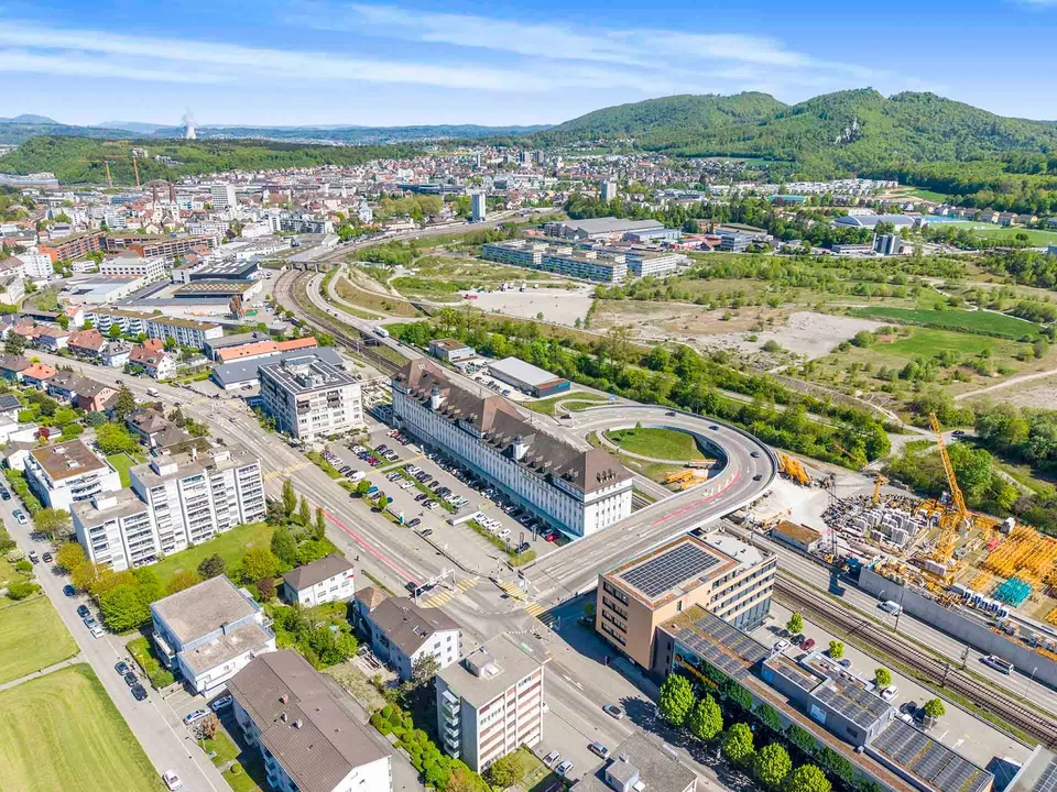 306m² Gewerbe- und Büroflächen, die überzeugen (erweiterbar um 518m² )