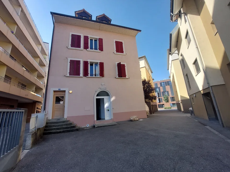 REINE-BERTHE 13, Appartamento di 3.5 locali con travi a vista – foto 7 di 7