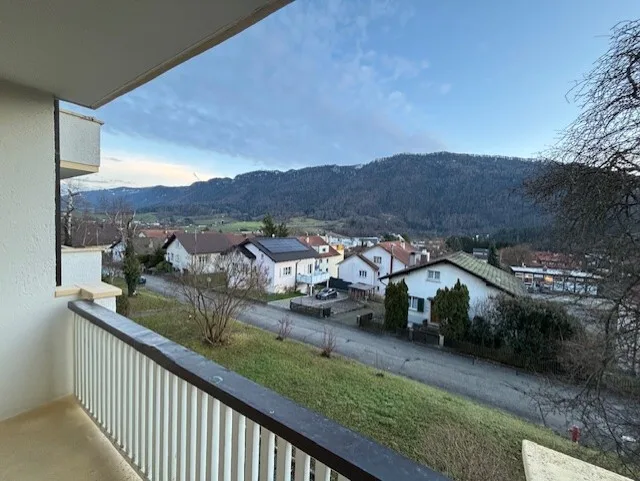 Appartement de 3.5 pces quartier ensoleillé à louer