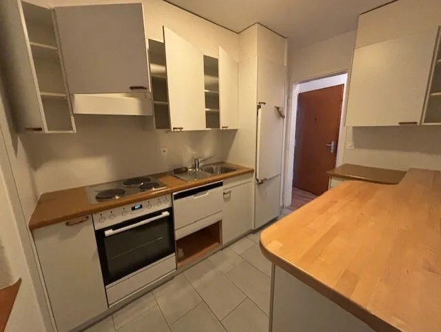Appartement de 3.5 pces quartier ensoleillé à louer