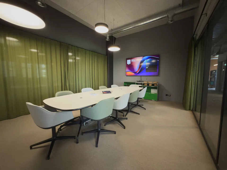 Espaces de bureau meublés de luxe dans un emplacement parfait – photo 6 sur 13