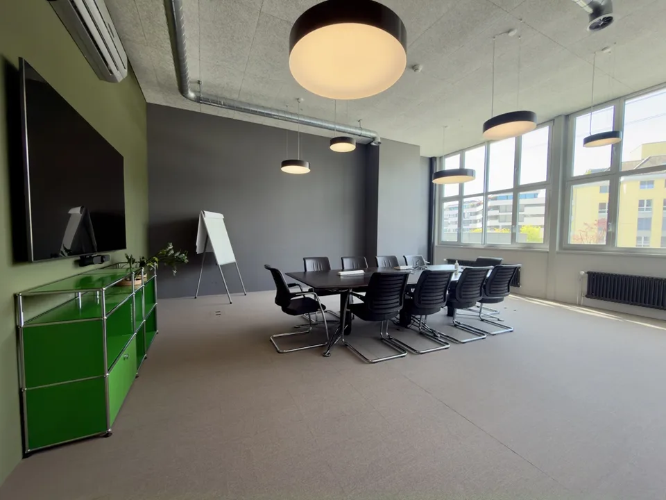 Espaces de bureau meublés de luxe dans un emplacement parfait – photo 9 sur 13