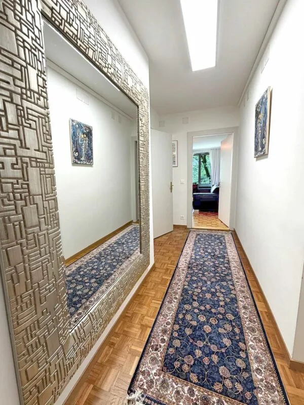 Bel appartement spacieux avec deux balcons