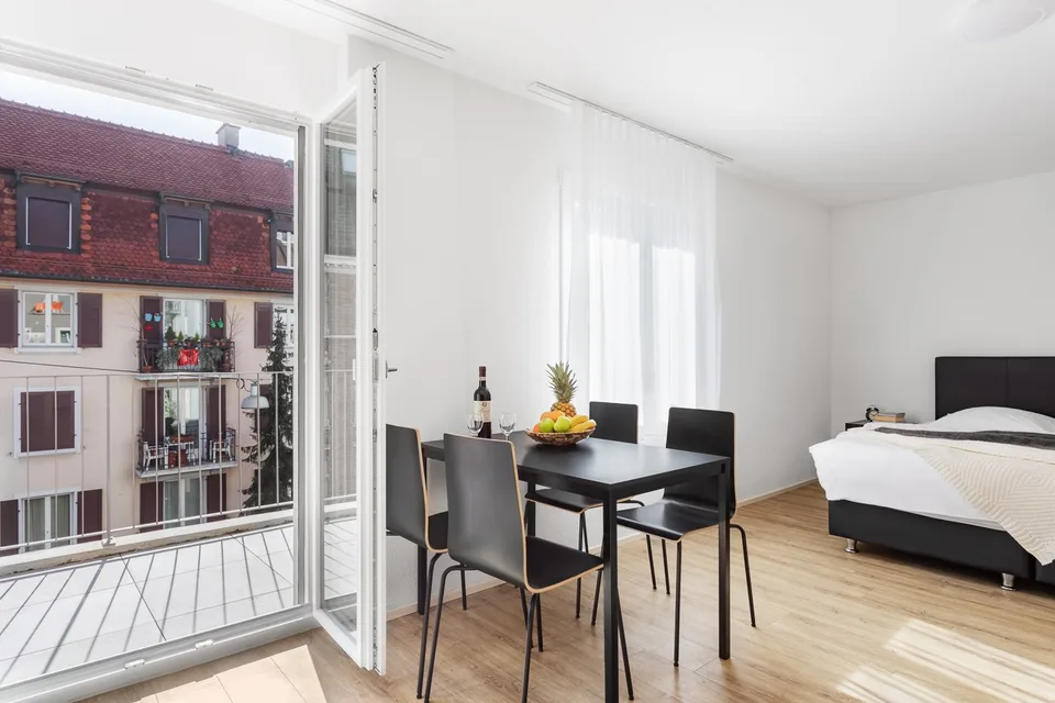 Modernes  Apartment mit 2 Schlafzimmern in Wiedikon