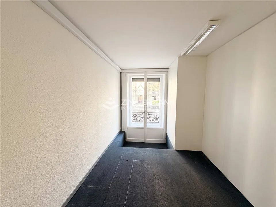 Uffici, 120