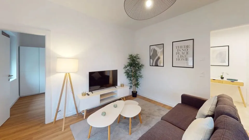 Appartement 2 chambres offrant un confortable séjour à Zürich Oerlikon
