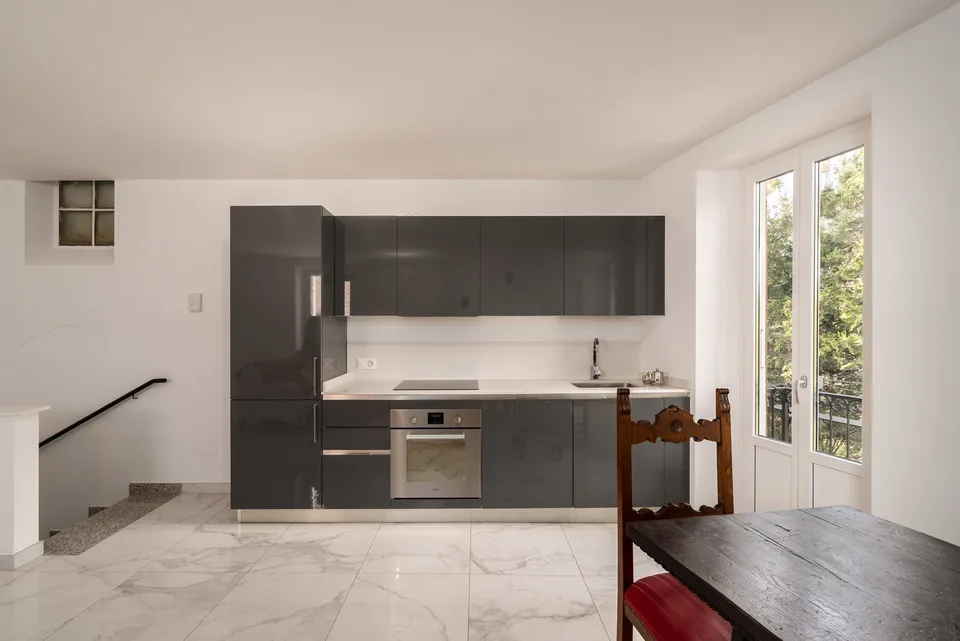 À deux pas du lac et du centre, appartement 2.5 pièces meublé