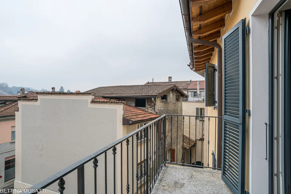 MENDRISIO  3.5 Zimmer mit sichtbaren Traversen