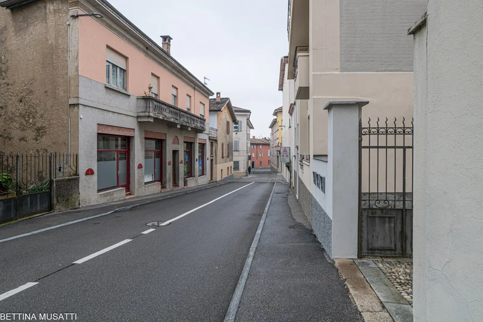 MENDRISIO  3.5 Zimmer mit sichtbaren Traversen