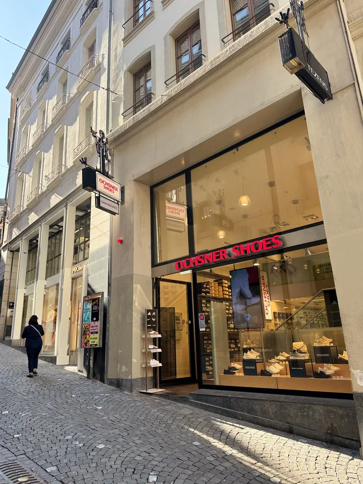 Local commercial exceptionnel de ca. 377m² au cœur de Lausanne – Rue Saint-François 2