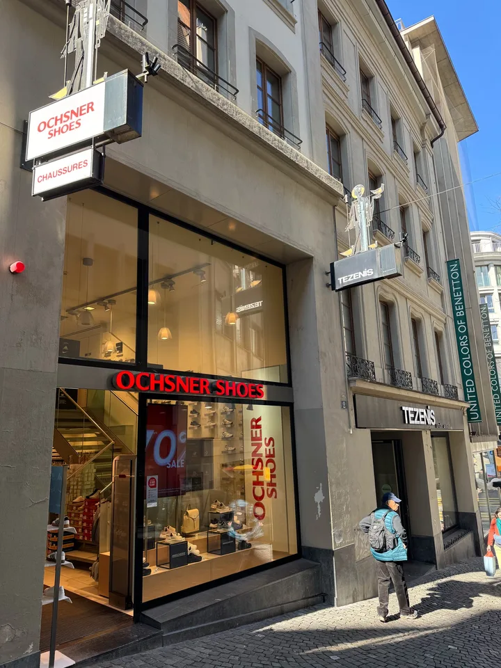 Local commercial exceptionnel de ca. 377m² au cœur de Lausanne – Rue Saint-François 2