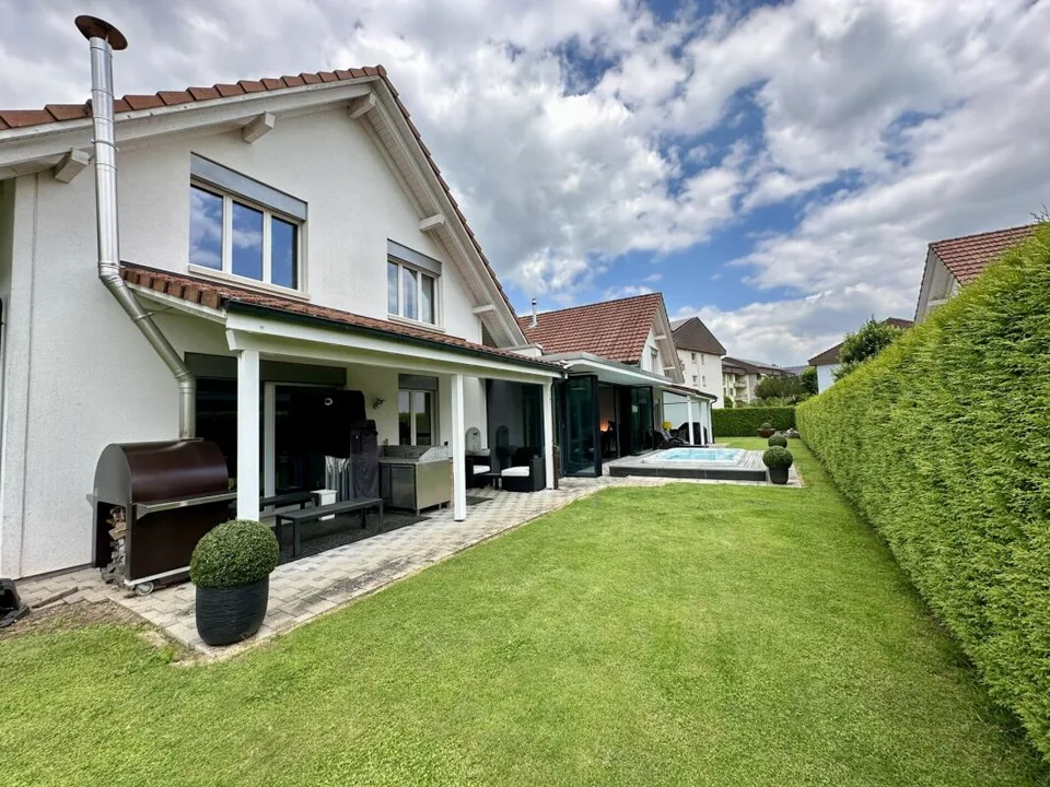 Grandioses Anwesen mit Swim Spa