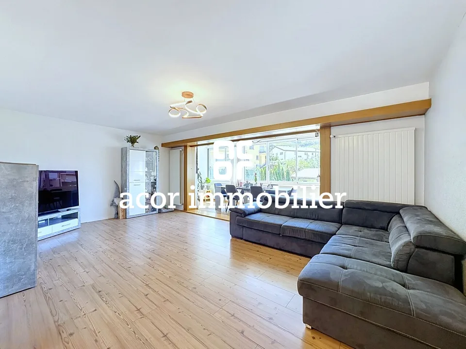 Réchy - 4½-Zimmer-Wohnung mit großer Garage-Box