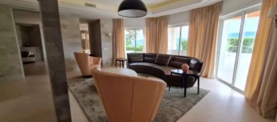 Mougins in un prestigioso golf club, lussuosa villa – photo 6 sur 13